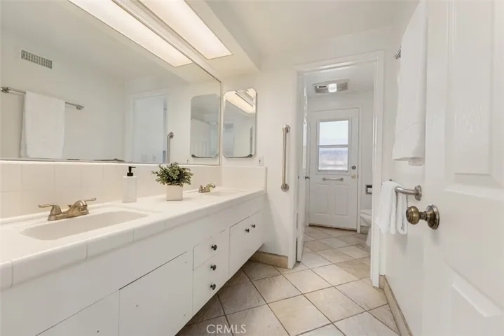 593 S Kensington, Orange, California 92869