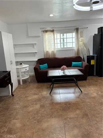 5920 Carell, Agoura Hills, California 91301