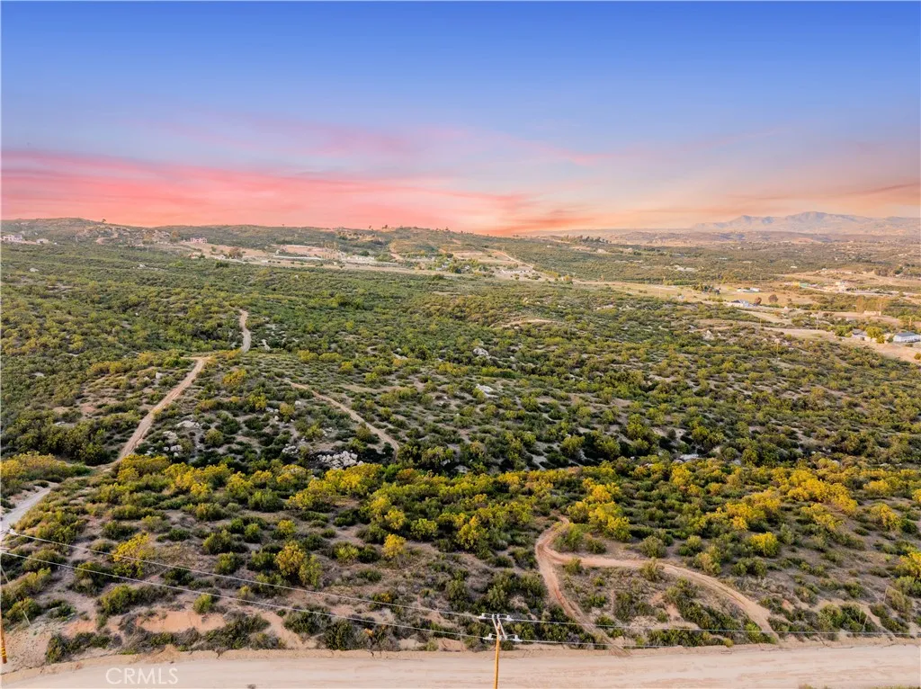 Sweeping views across the rolling landscape.