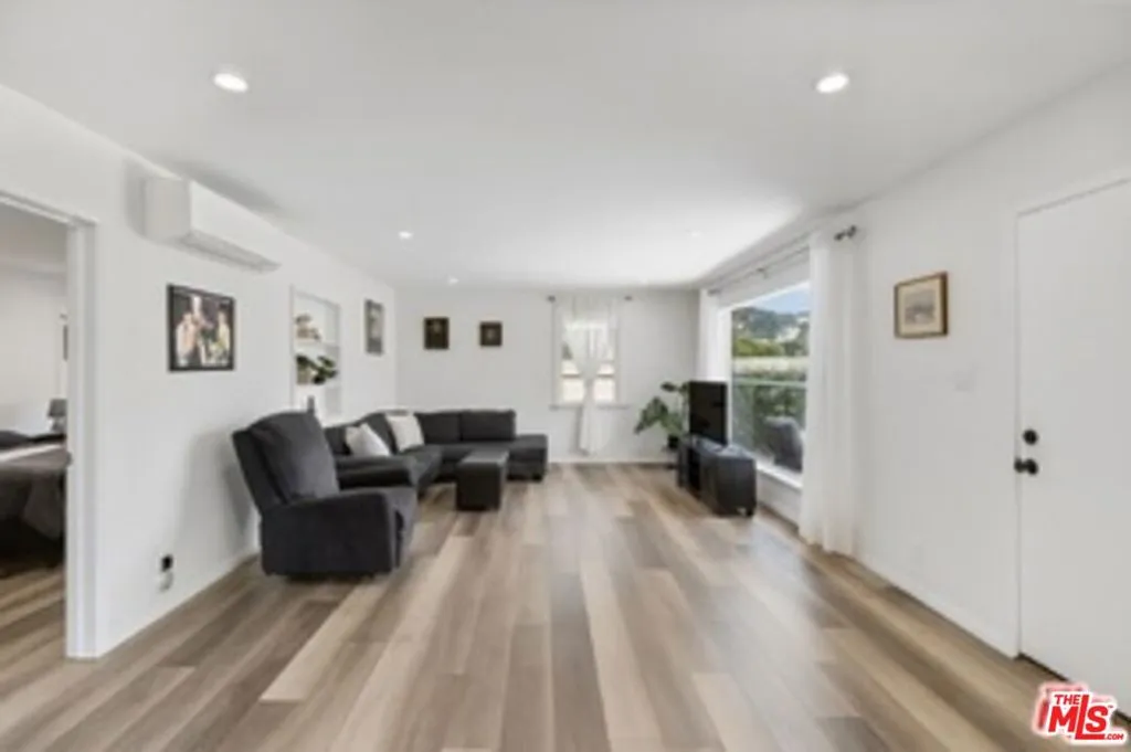 Virtual Staging