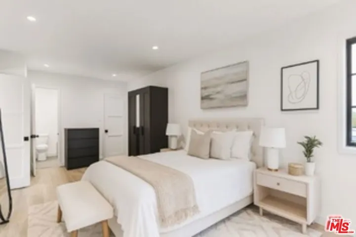 Virtual Staging