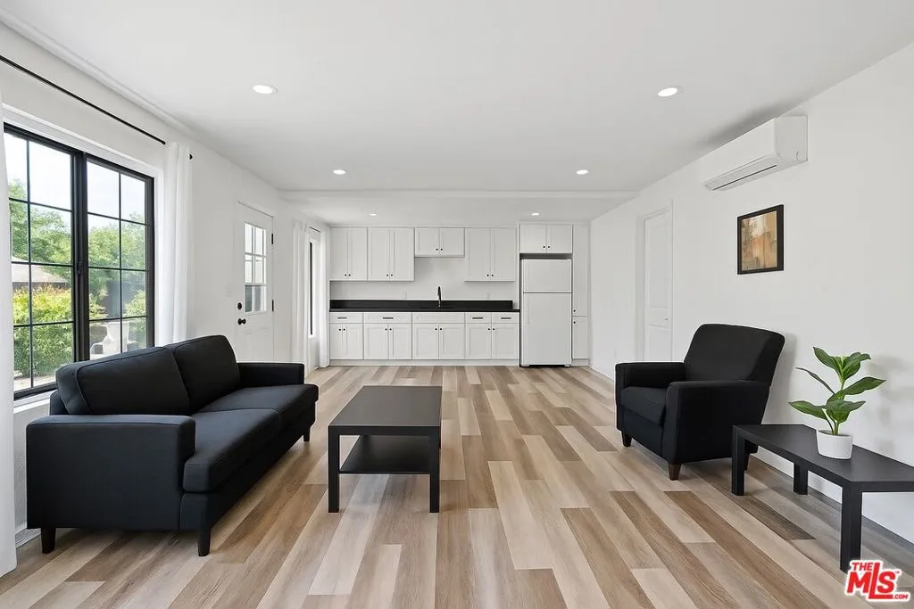 Virtual Staging