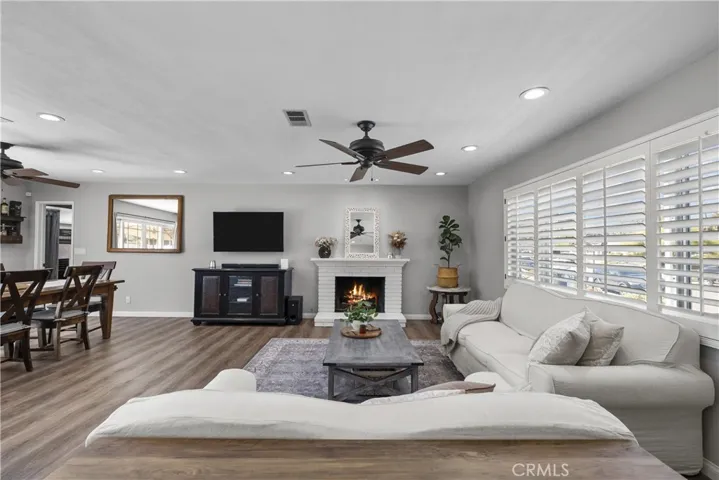 449 Ben Court, Newbury Park, California 91320