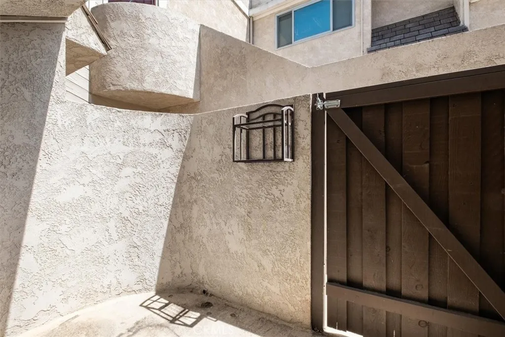 Enclosed private patio