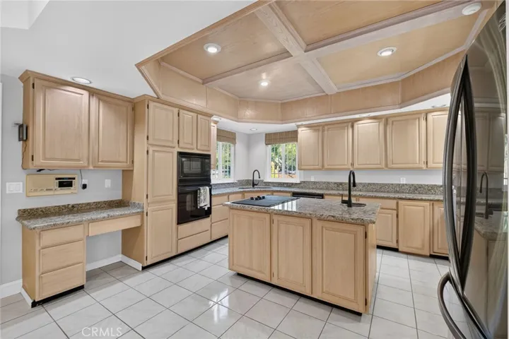 2098 Vista Valle Verde, Fallbrook, California 92028