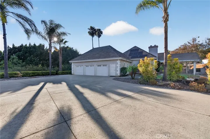 2098 Vista Valle Verde, Fallbrook, California 92028