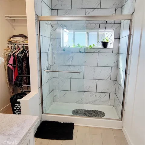 MASTER SHOWER