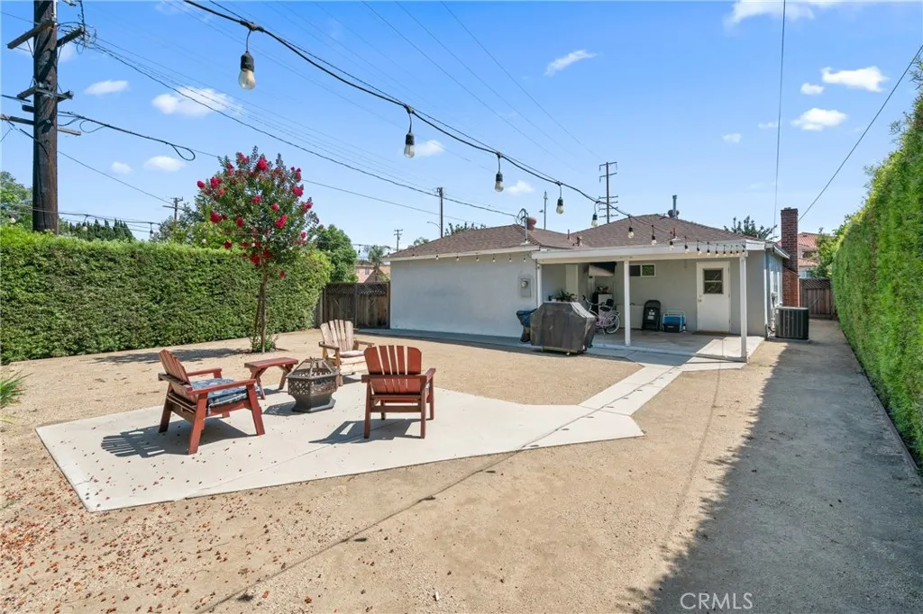 Back yard rear view furniture not included