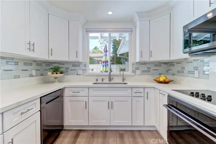 251 Calle Aragon B, Laguna Woods, California 92637