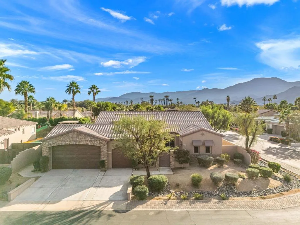 10-web-or-mls-DJI_20251218141934_0057_D