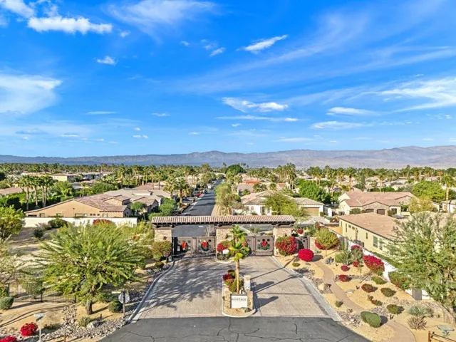 2-web-or-mls-DJI_20251218142311_0084_D