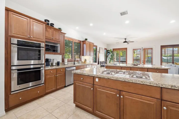 62-web-or-mls-2H8A1645