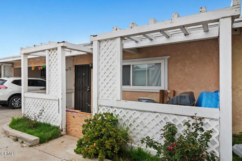 117 Ann Ave Port Hueneme CA-large-021-02