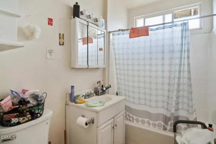 117 Ann Ave Port Hueneme CA-large-031-00