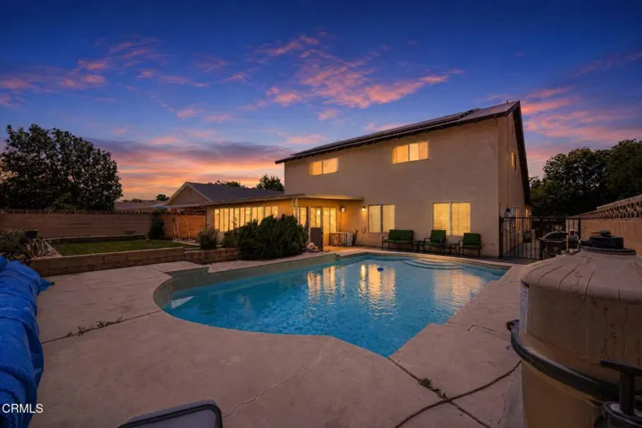 47-web-or-mls-Twilight 2 Calston
