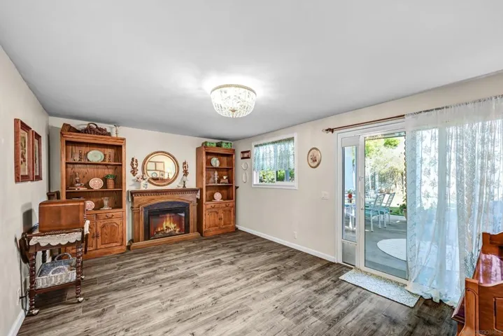 1259 Siggson Avenue, Escondido, California 92027
