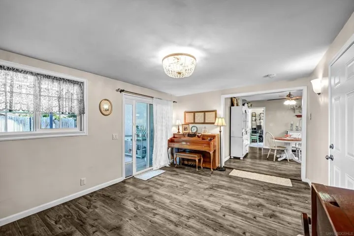 1259 Siggson Avenue, Escondido, California 92027