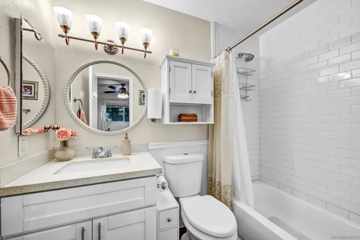 1259 Siggson Avenue, Escondido, California 92027