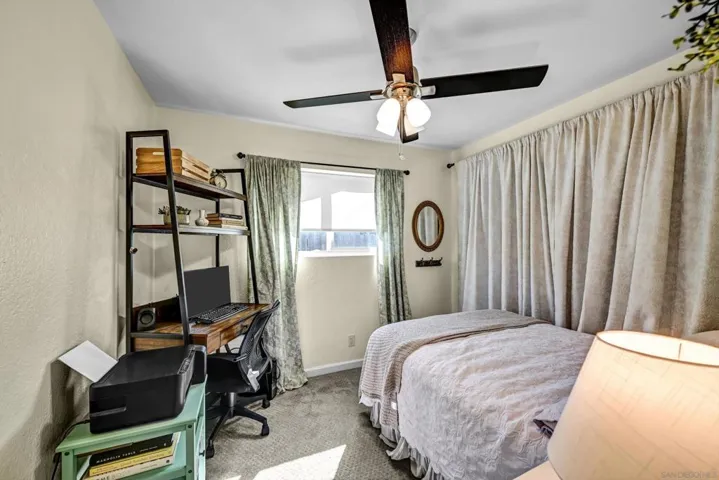 1259 Siggson Avenue, Escondido, California 92027