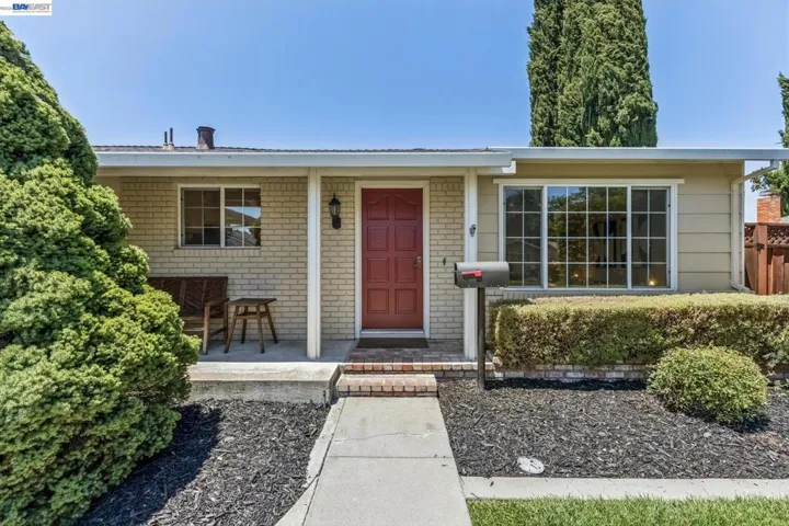 1684 Ramblewood Way, Pleasanton, California 94566