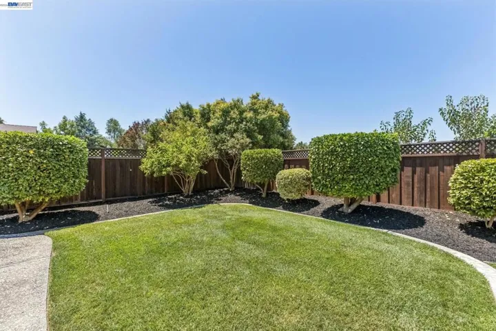 1684 Ramblewood Way, Pleasanton, California 94566