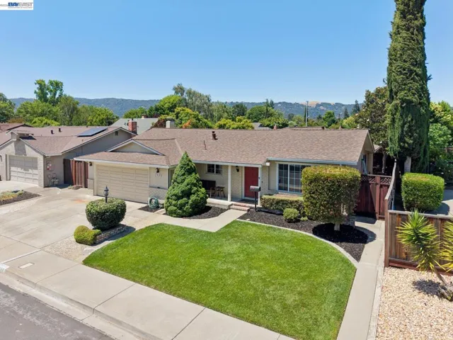 1684 Ramblewood Way, Pleasanton, California 94566