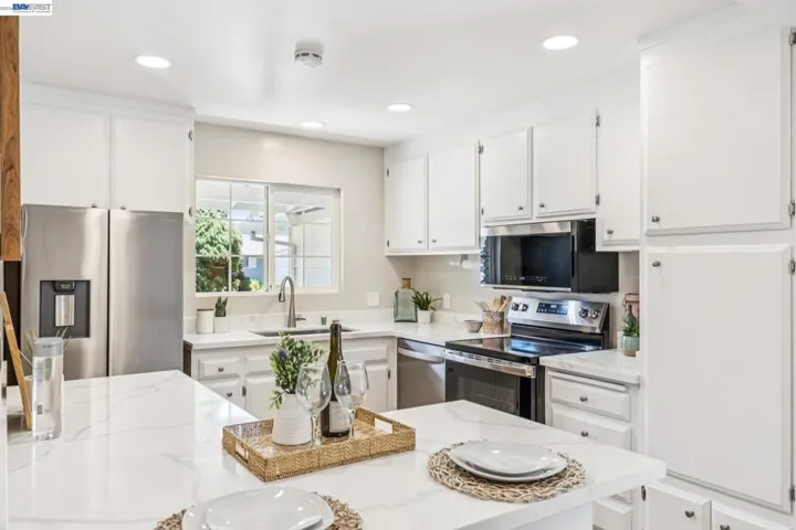 1684 Ramblewood Way, Pleasanton, California 94566