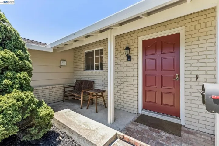 1684 Ramblewood Way, Pleasanton, California 94566