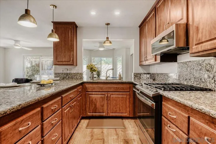 2552 Arnott Street, San Diego, California 92110