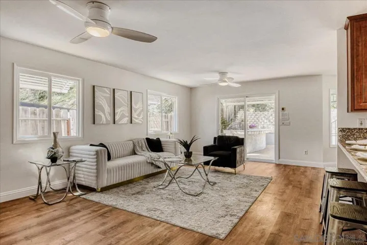2552 Arnott Street, San Diego, California 92110