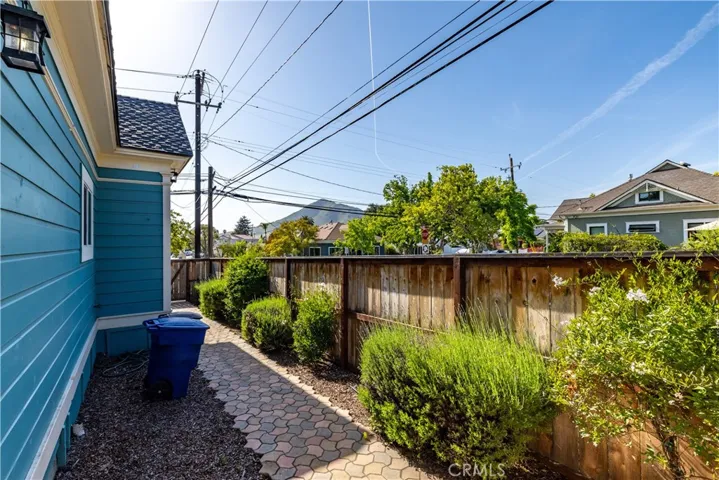 2006 Chorro, San Luis Obispo, California 93401