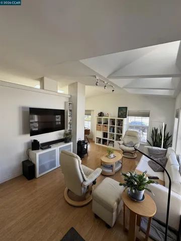 930 Rosedale Ave Spc 19, Capitola, California 95010