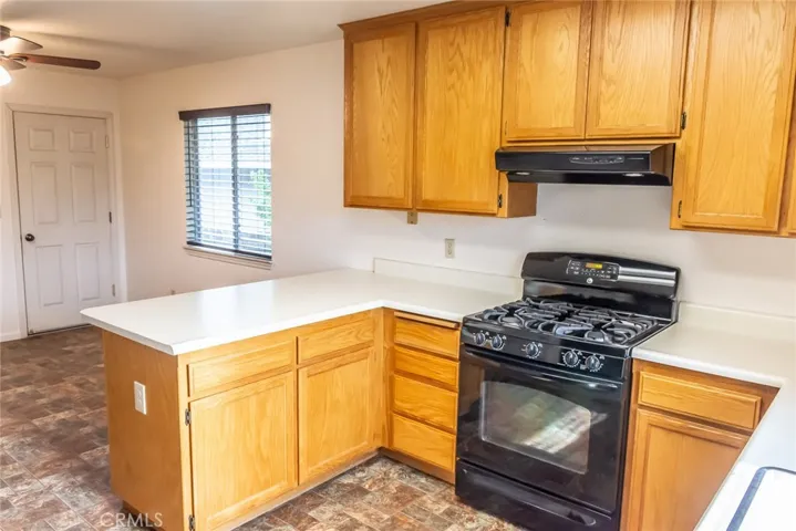 Gas stove