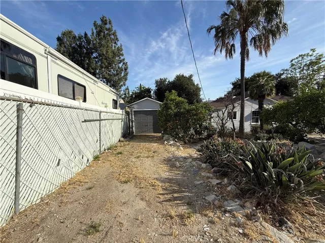 2nd Single Car Garage's Driveway