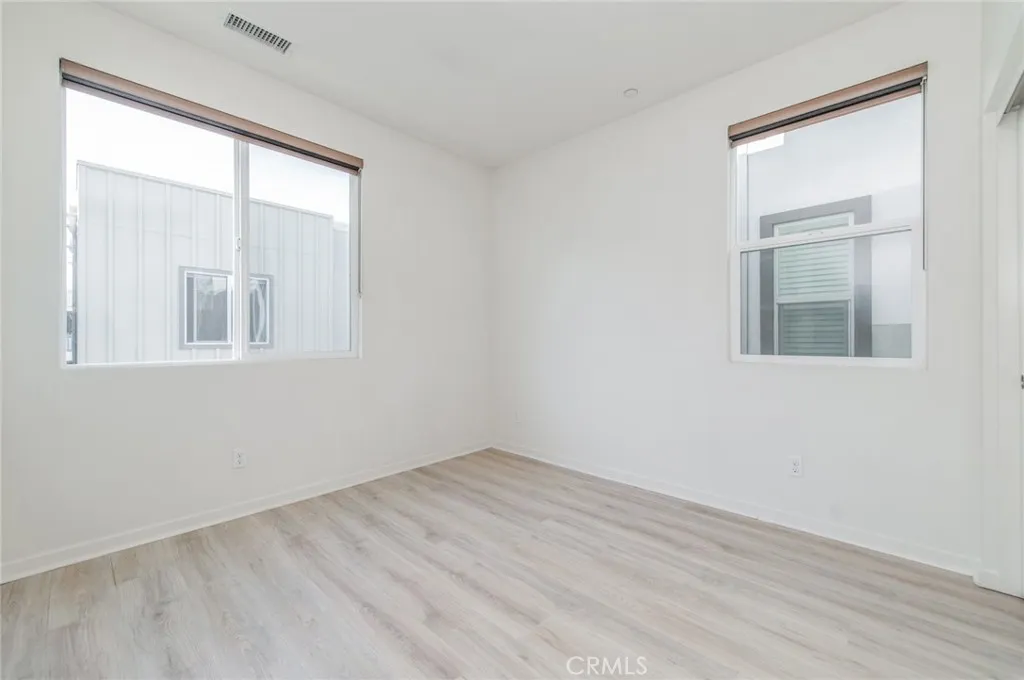 2nd Bedroom.