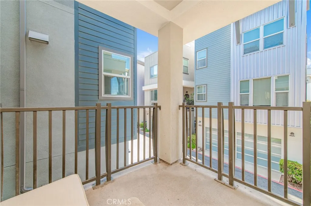 2nd floor Deck