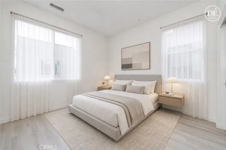 Virtually staged
Guess bedroom 1