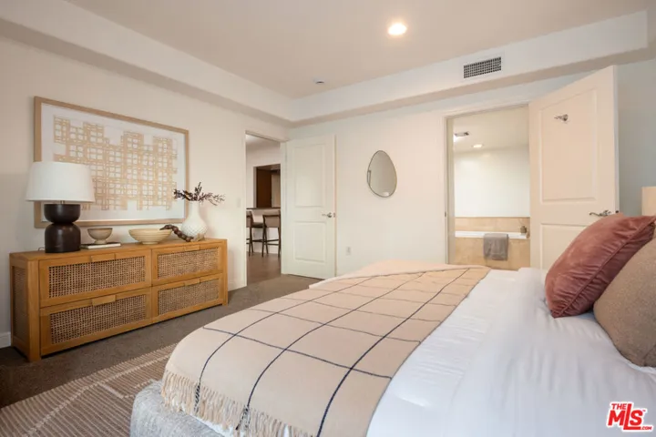 8238 W Manchester Avenue 206, Playa Del Rey, California 90293