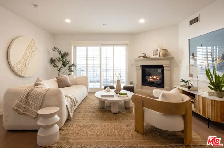 8238 W Manchester Avenue 206, Playa Del Rey, California 90293