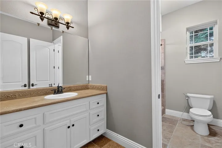 3834 N Golden Bear, Merced, California 95340