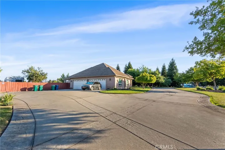 3834 N Golden Bear, Merced, California 95340