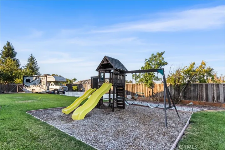 3834 N Golden Bear, Merced, California 95340