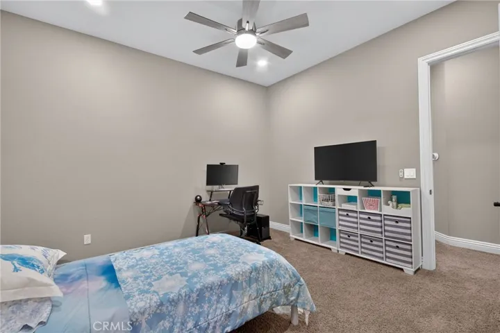 3834 N Golden Bear, Merced, California 95340