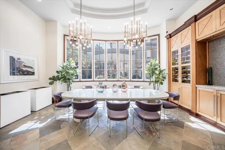 4155 Executive Drive E111, La Jolla, California 92037