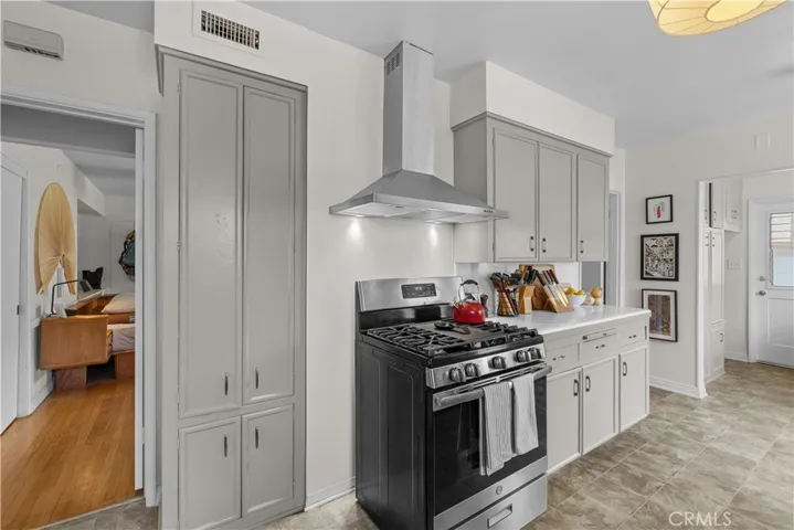 420 Tufts, Burbank, California 91504