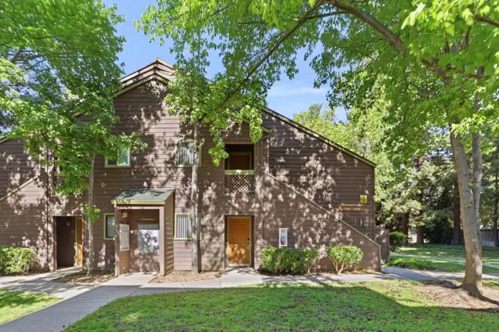 1211 Yarwood Court, San Jose, California 95128