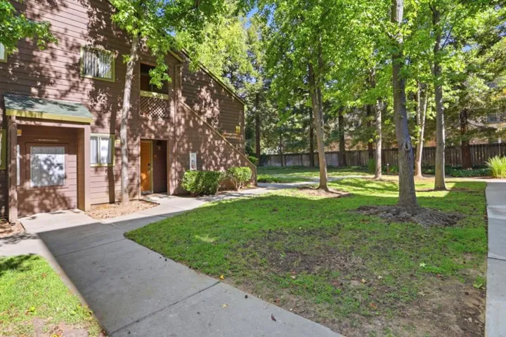 1211 Yarwood Court, San Jose, California 95128