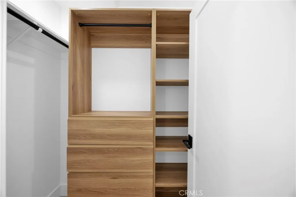 Master walk-in # 2