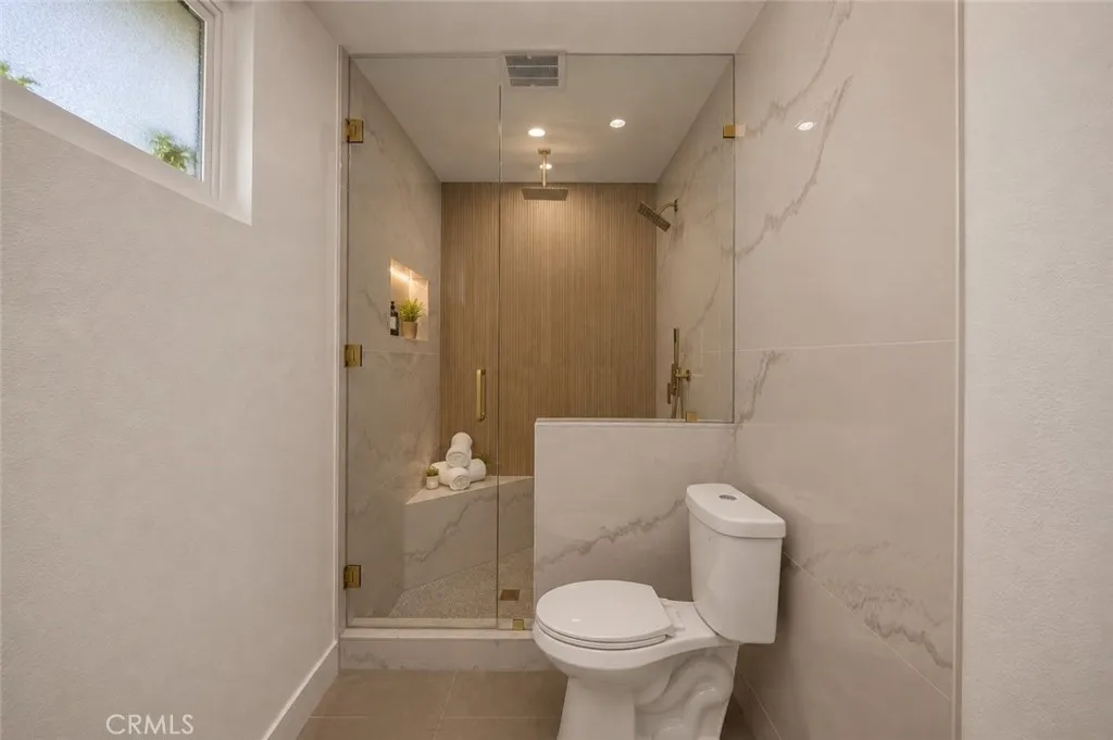 Master shower