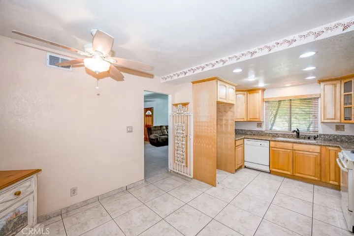 29272 Poppy Meadow, Canyon Country, California 91387